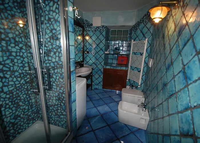 Hemingway House * Рим